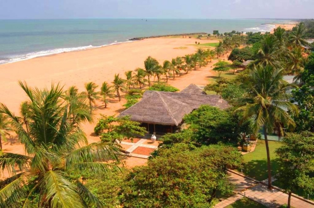 Отдых в шри ланке цены 2024 март. Negombo Шри Ланка. Пляж Негомбо Шри Ланка. Тринкомали Шри Ланка. Индурува Шри Ланка.