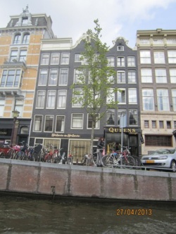 Фото из тура Жажда приключений  Амстердам, Париж + Диснейленд, 25 апреля 2013 от туриста ika71