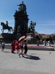 Фото из тура Все в Праге, а я в Париже! + Диснейленд!, 21 апреля 2019 от туриста lucia
