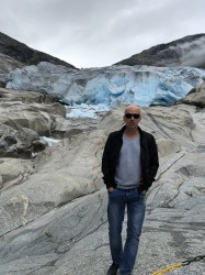 Фото з туру Серце Півночі - фіорди 3 фіорди, 3 столиці  Льодовик Нігардсбрін, Язик Троля і Берген , 18 серпня 2019 від туриста Dinik