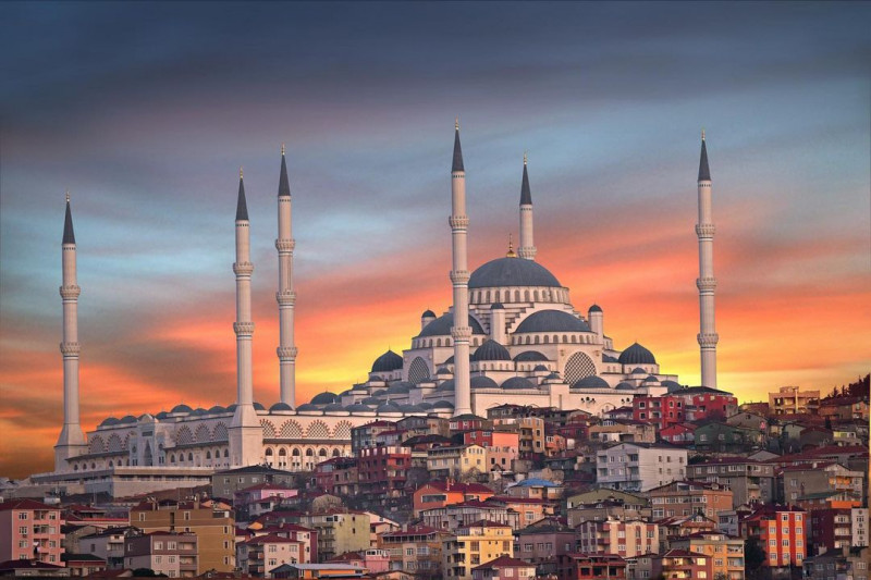 Стамбул має багато таємниць та знає чим вас здивувати!