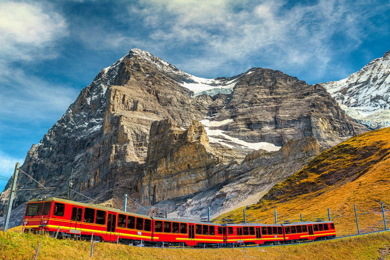 Новинка: Тур для тех, кто хочет погрузиться в атмосферу удивительной Швейцарии.