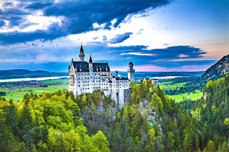 Нойшванштайн - німецький еталон казкового замку