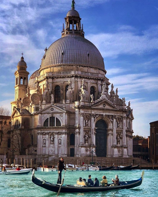 Їдемо - 25.02.23 в тур «Коротке побачення в Італії: Верона, Мілан, Венеція»