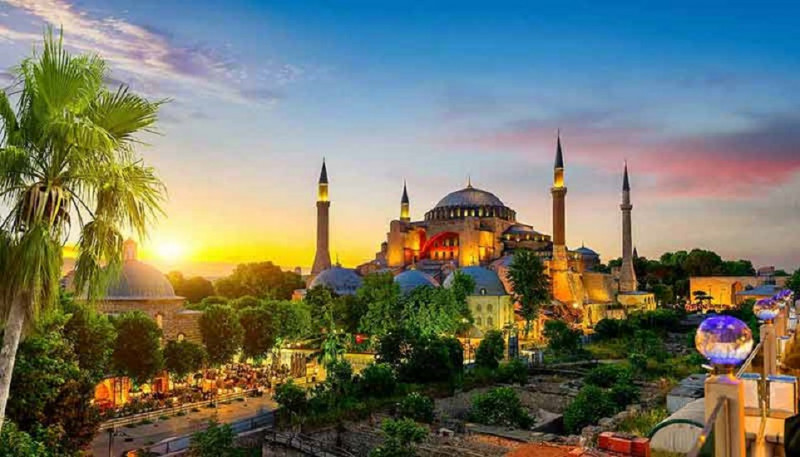 Любителям восточного колорита путешествие в Стамбул