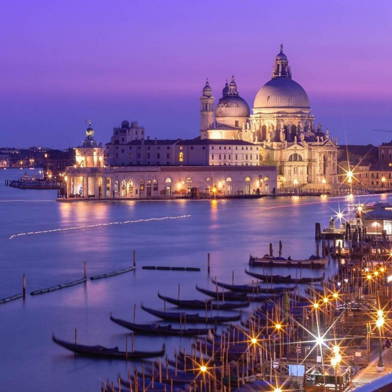 17.08.23 – Гарантований виїзд "Love is...Венеція і Париж! + Діснейленд, Верона та Мілан..."