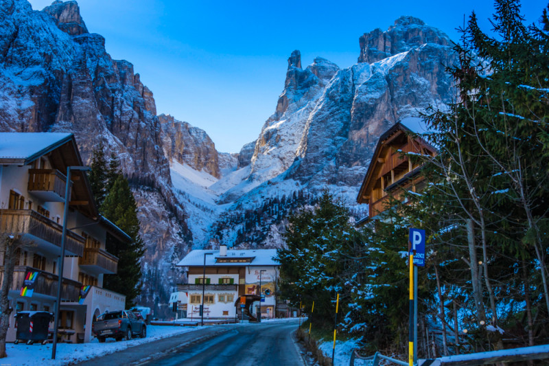 12.02.2024 – Їдемо в тур: "Швейцарська інтрига: Австрія, Італія та Доломітові Альпи"