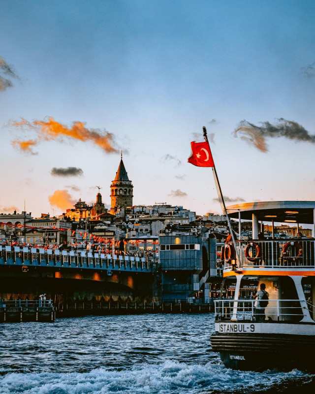 Стамбул саме таке місто, в яке неможливо не закохатись з першого погляду!