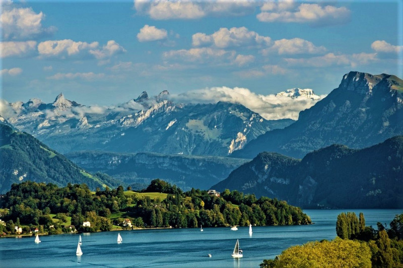 23.03.2024 – Гарантований тур: "Відпочинок на висоті - Швейцарія" + весняний острів Майнау