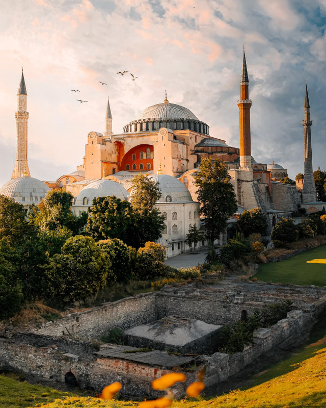 Запрошуємо відвідати найбільше місто Туреччини та Європи!