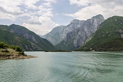 озеро Коман, Албания