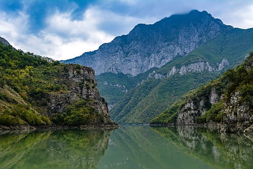 озеро Коман, Албанія