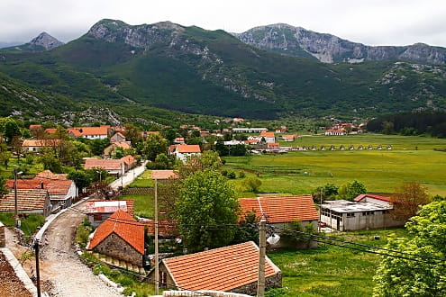 Негуши, Черногория