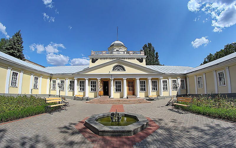 Николаев, Украина